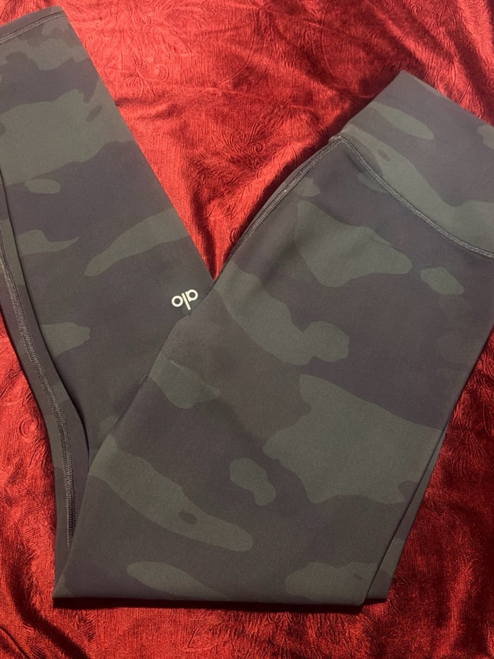 ALO Yoga camp  Performance Leggings - Dark Green